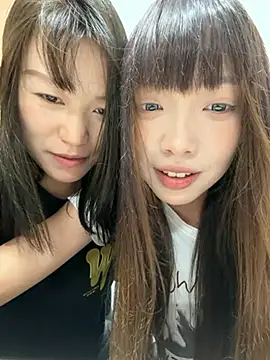 צ'אט XXX בשידור חי של YY-1-1-1
