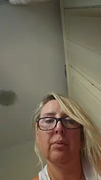 Chat +18 de MariaRichi_ ao vivo