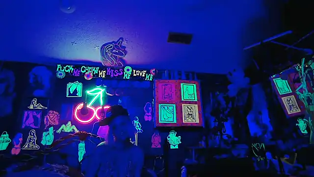 Splash_Queen420 – Naživo XXX chat