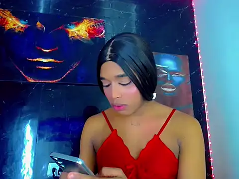 SaramyBigcock's Live XXX Chat