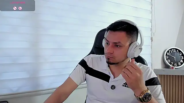 Chat XXX en directo de Rick_Adams