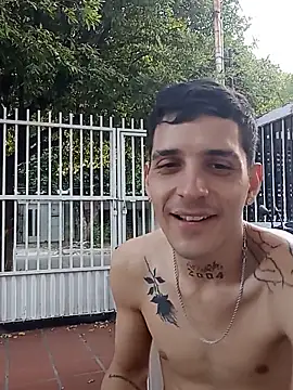 Chat +18 de boy_max_latin ao vivo