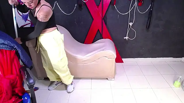 دردشة Sharlotshh الجنسية المباشرة