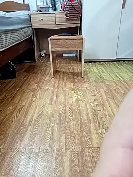 Simmory 现场XXX聊天