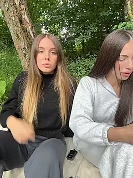 XXX chat uživo modela _Monic_