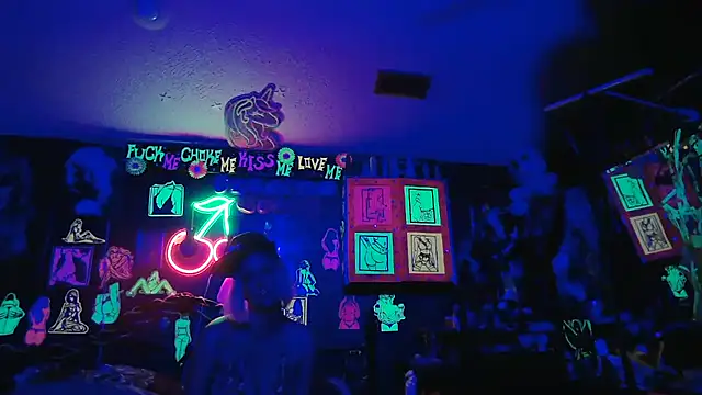 Chat XXX ao vivo de Splash_Queen420