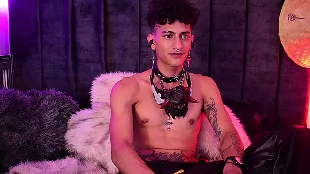 DemonKush-- Live XXX-Chat