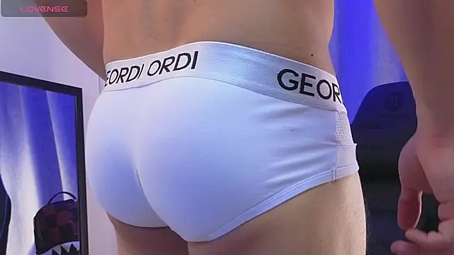 ASHTON_HILS élő XXX-chatje