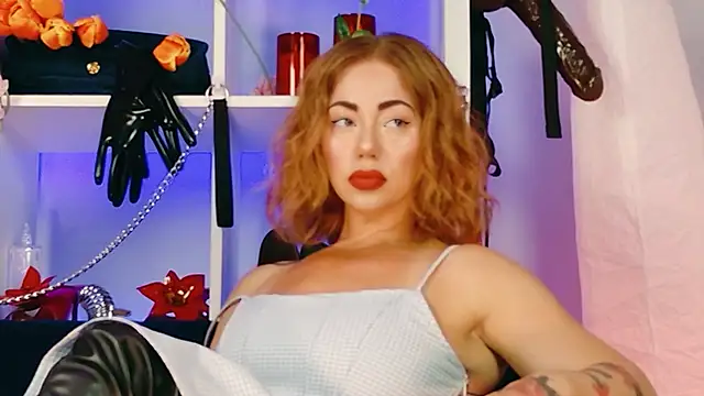Ella__Kross' Live XXX Chat