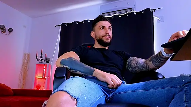 دردشة MightyAaron66 الجنسية المباشرة