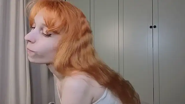 tgirlfoxy's Live XXX Chat