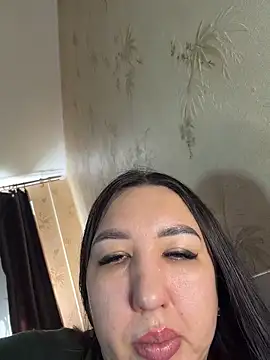 Czat XXX na żywo – Naughtbaby_2025