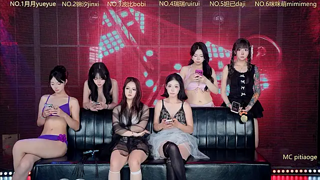 Chat XXX en directo de YB--007