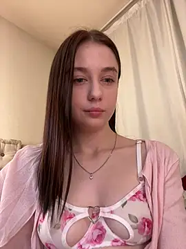 MiraXS XXX чат на живо