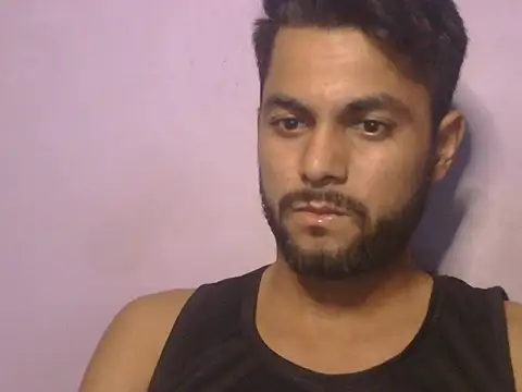 Stubborndesiboy 现场XXX聊天