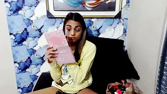 Chat +18 de Luscious_Lexy ao vivo