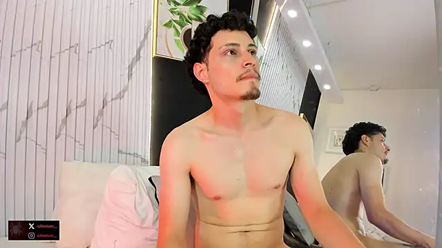 Alexlux1 Live XXX Chat