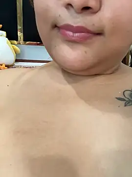 Rosy_BabyDollのライブXXXチャット
