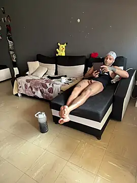 Mohdollmenn Webbikameraesitys