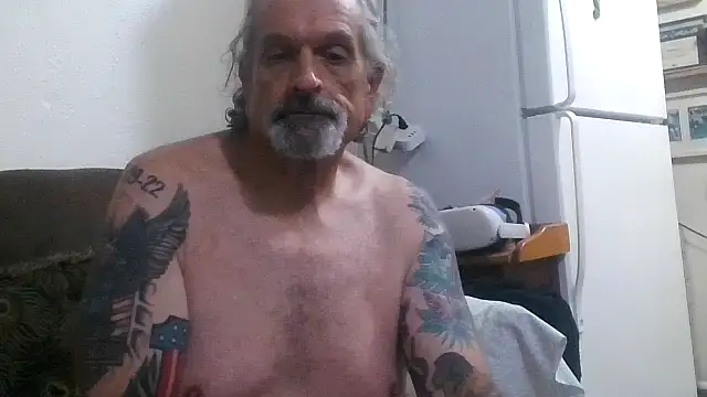 Czat XXX na żywo – Harley1414Vicky