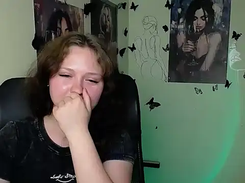 Онлайн чат XXX LadyAlice_