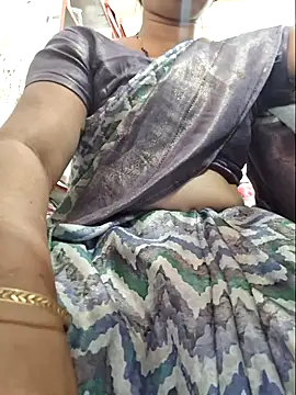 Webkamerová show indianhotwife639