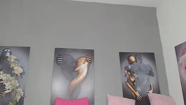 צ'אט XXX בשידור חי של AntonellaBlanc