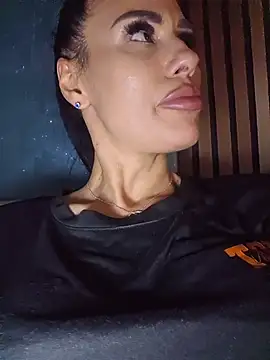 Онлайн чат XXX KatiaDivine