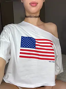 Онлайн чат XXX AngelLeeen