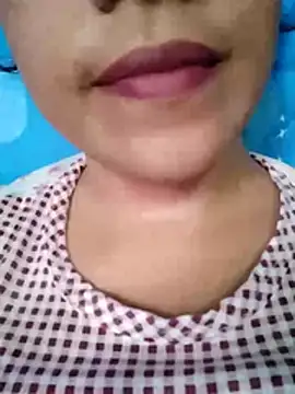 Anki-doll Chat XXX in diretta