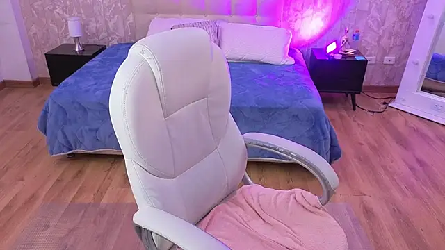 Živý XXX chat mia_bloom2