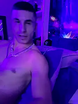 --D-a-D-D-y- webkamerás műsora