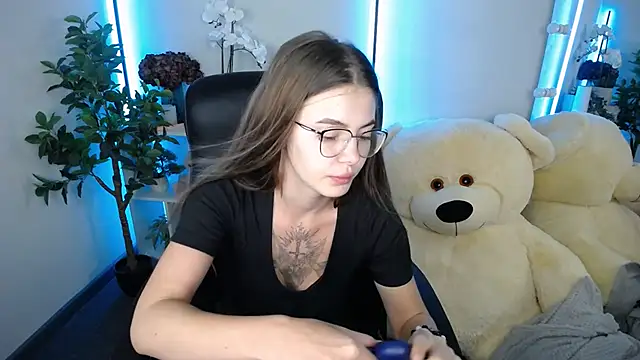 Chat +18 de Ritaneer ao vivo
