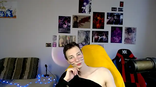 Joseph-Lowers' Live XXX Chat