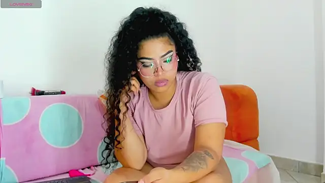 moana_taylor's Live XXX Chat
