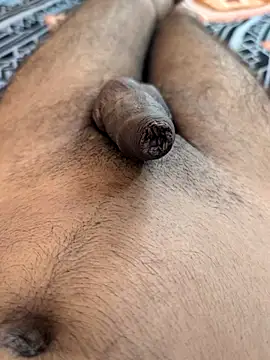 bisexual_yh Adlı Modelin Canlı XXX Sohbeti
