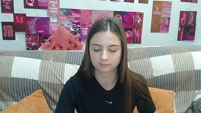 Онлай н чат XXX MilanaRoza