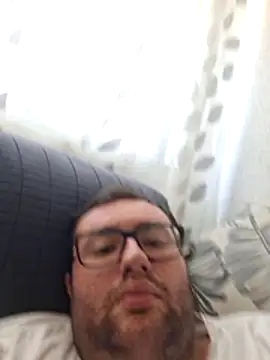 XXX chat uživo modela Javier_bear