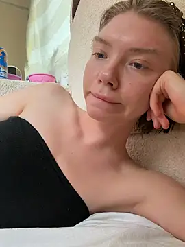Živý XXX chat Lisaaa_Alisa
