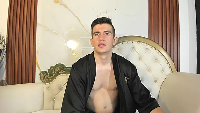 Chatroom XXX en direct de MikaelSlow