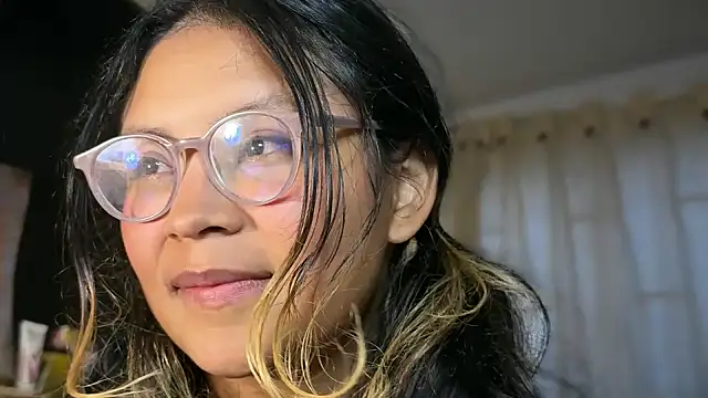 You_Ana31's Live XXX Chat
