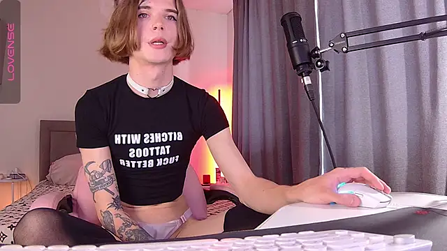 Chat XXX en directo de midwestemoqueen
