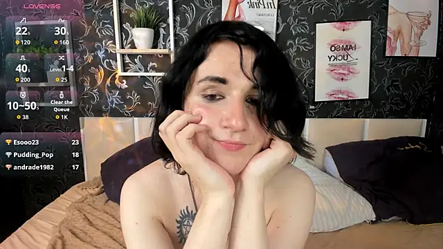 MickeQuinee – Naživo XXX chat