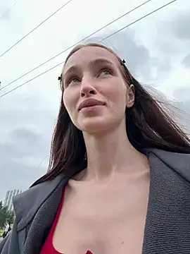 -missbehaving- élő XXX-chatje
