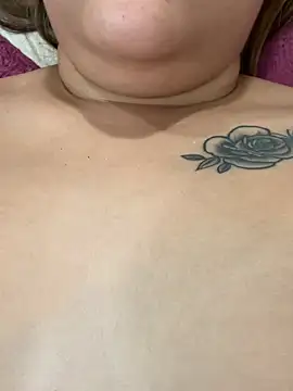 Chat XXX en directo de Rosy_BabyDoll