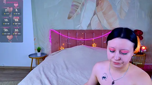 RuthHalll élő XXX-chatje
