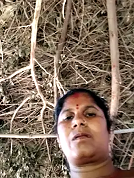 Hot_di97 লাইভ XXX চ্যাট