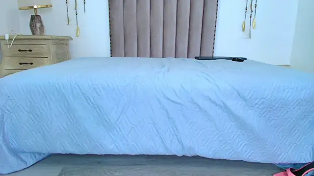 Chat +18 de naia_cox ao vivo