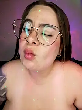 Chat XXX en directo de soofy__