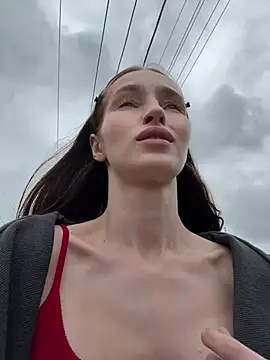 צ'אט XXX בשידור חי של -missbehaving-